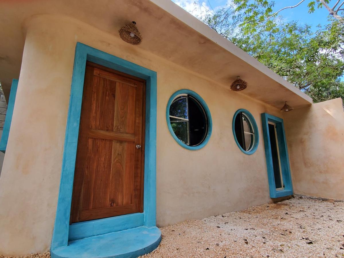 Hostal Mulut تولوم المظهر الخارجي الصورة