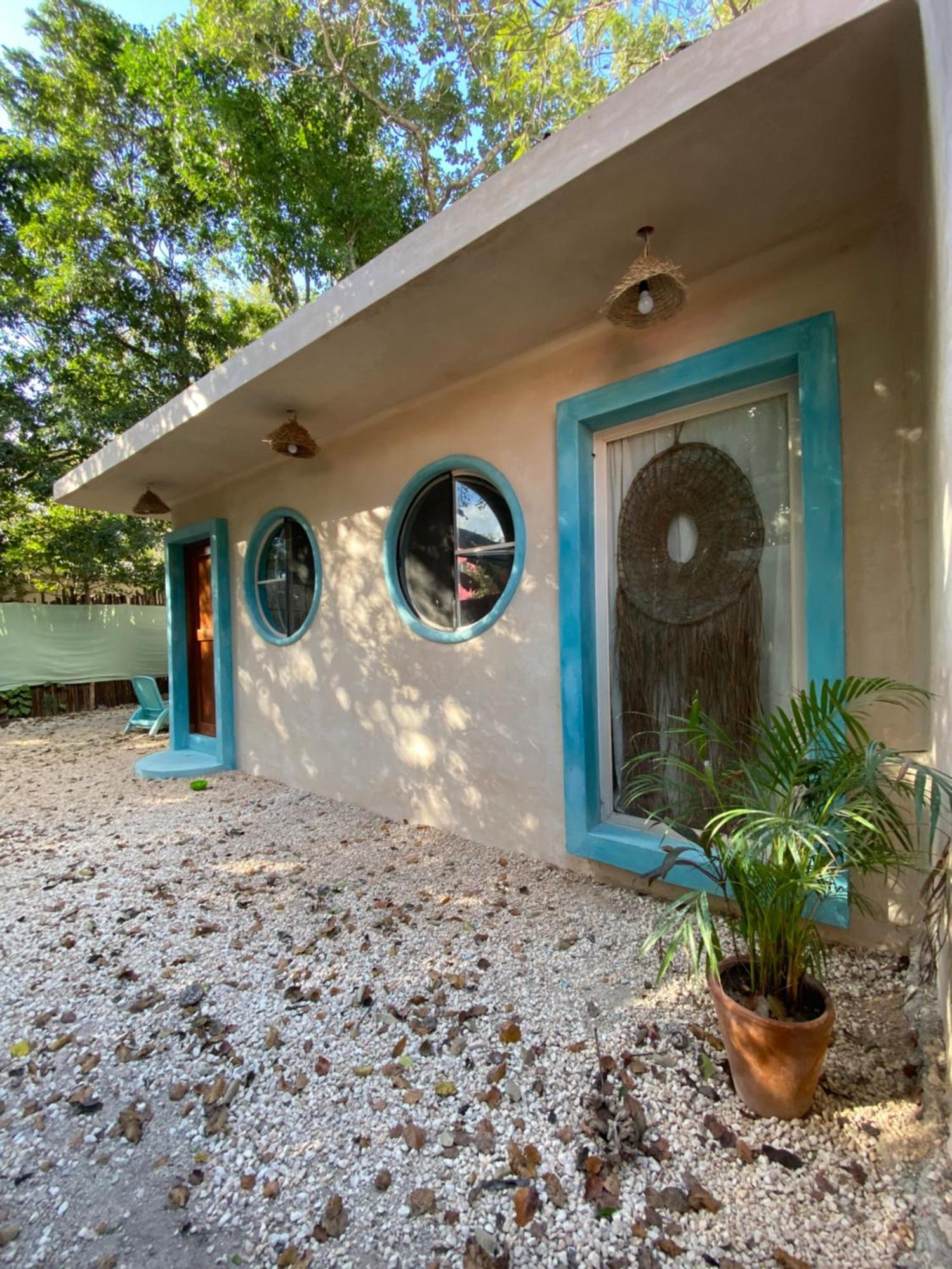 Hostal Mulut تولوم المظهر الخارجي الصورة
