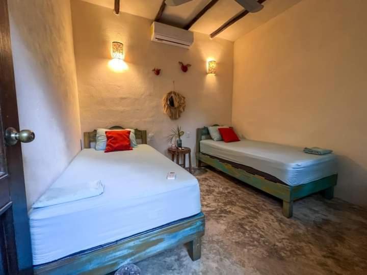 Hostal Mulut تولوم المظهر الخارجي الصورة