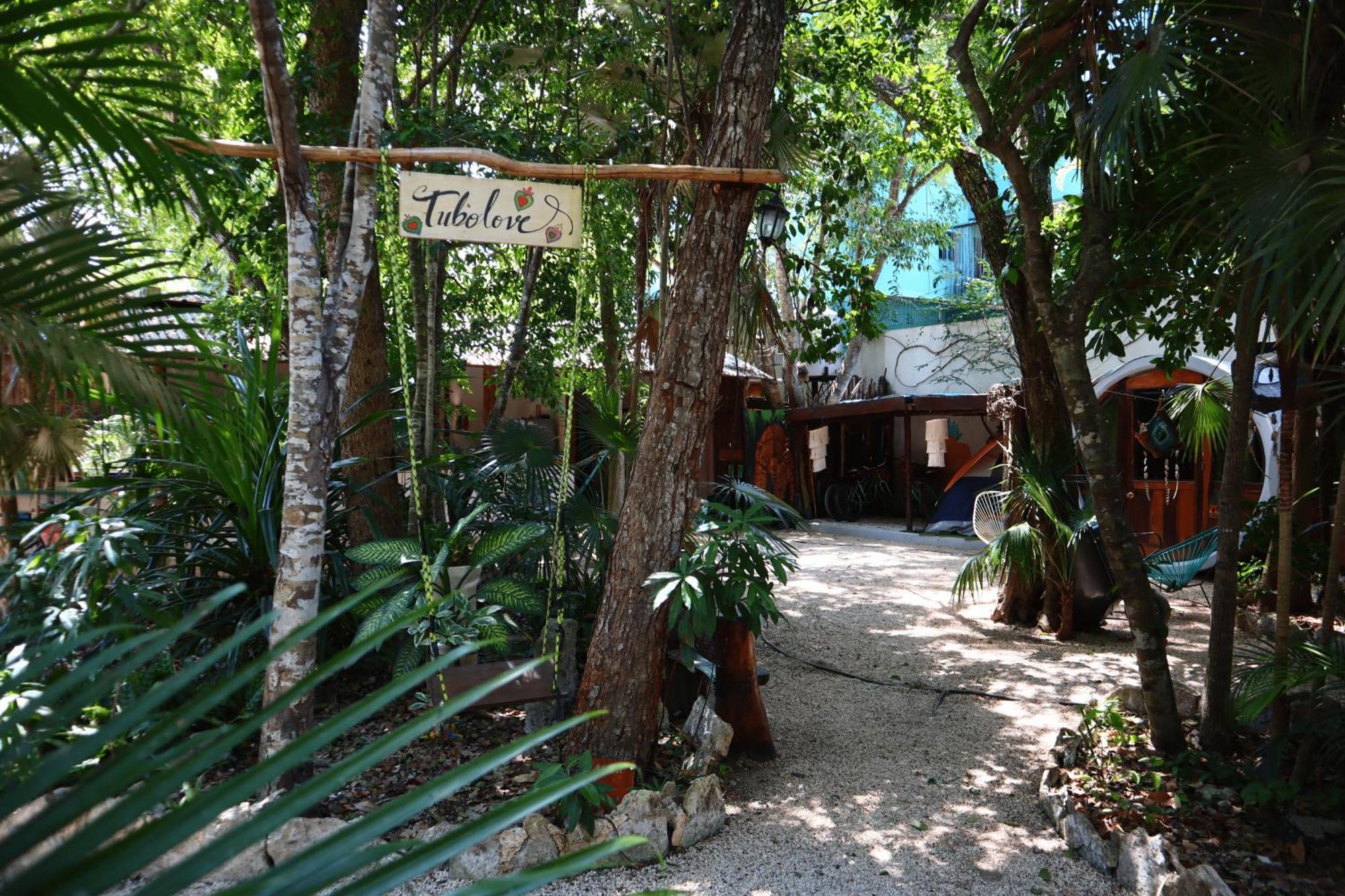 Hostal Mulut تولوم المظهر الخارجي الصورة