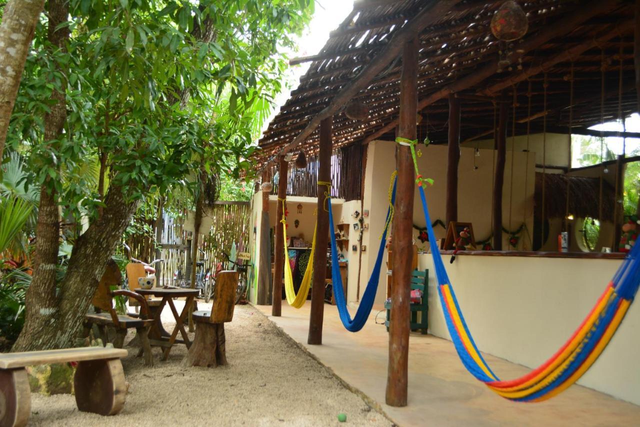 Hostal Mulut تولوم المظهر الخارجي الصورة